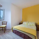 아파트 Guesthouse Brist 브리스트