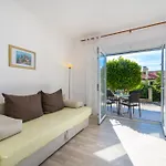 Guesthouse Brist アパート ブリスト