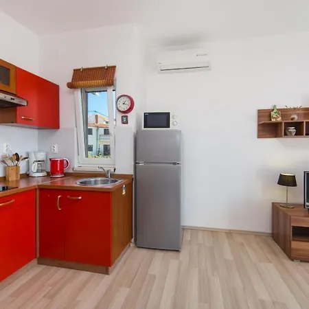 Guesthouse Brist * Брист