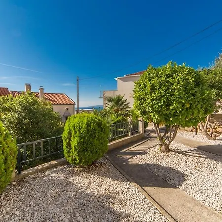 Guesthouse Brist *