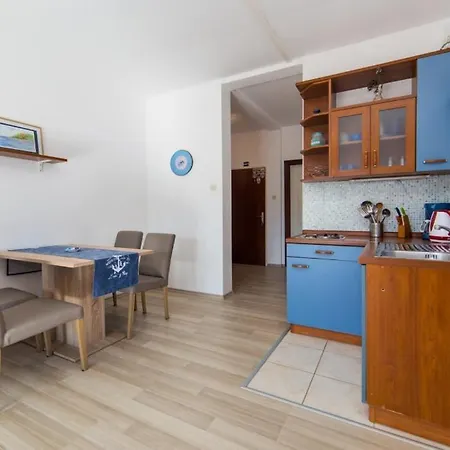 Guesthouse Brist * Брист