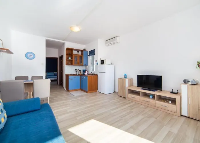 Guesthouse Brist Apartment *